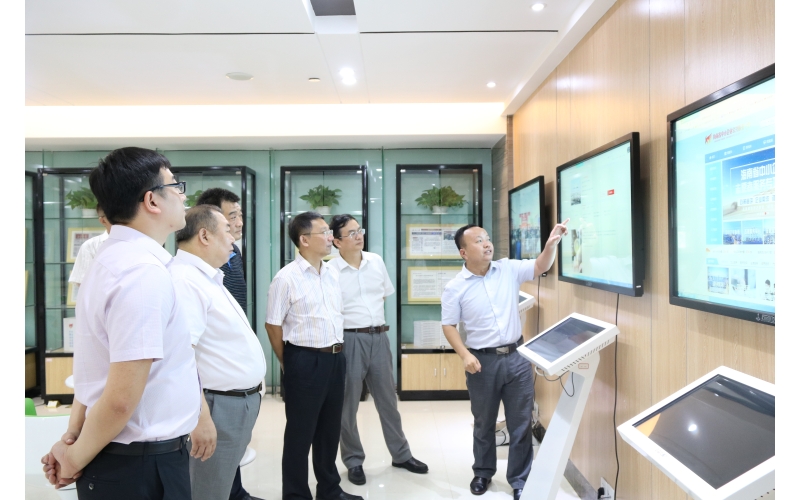省国资委蔡君副主任带队到联合资产开展大研讨大行动调研