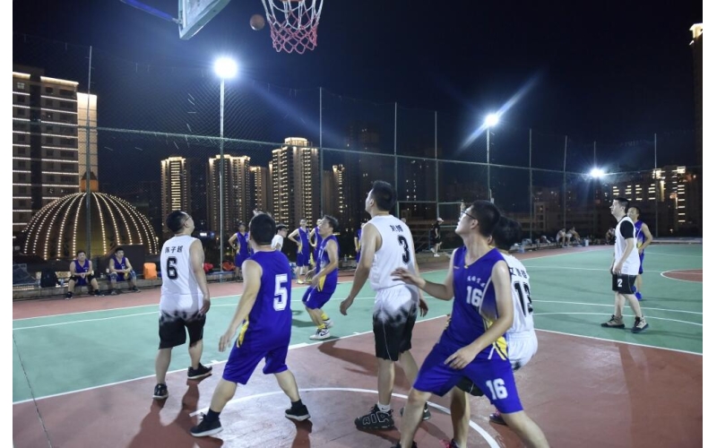 凝聚力量  共展风采――联合资产公司与省国资委举行篮球友谊赛